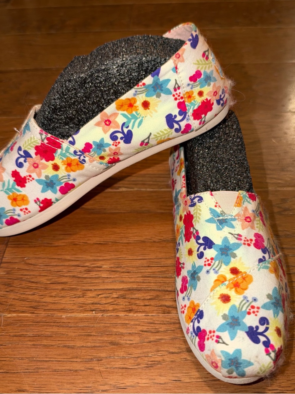 Toms Floral Slip-On Flats - Cream Multi Floral